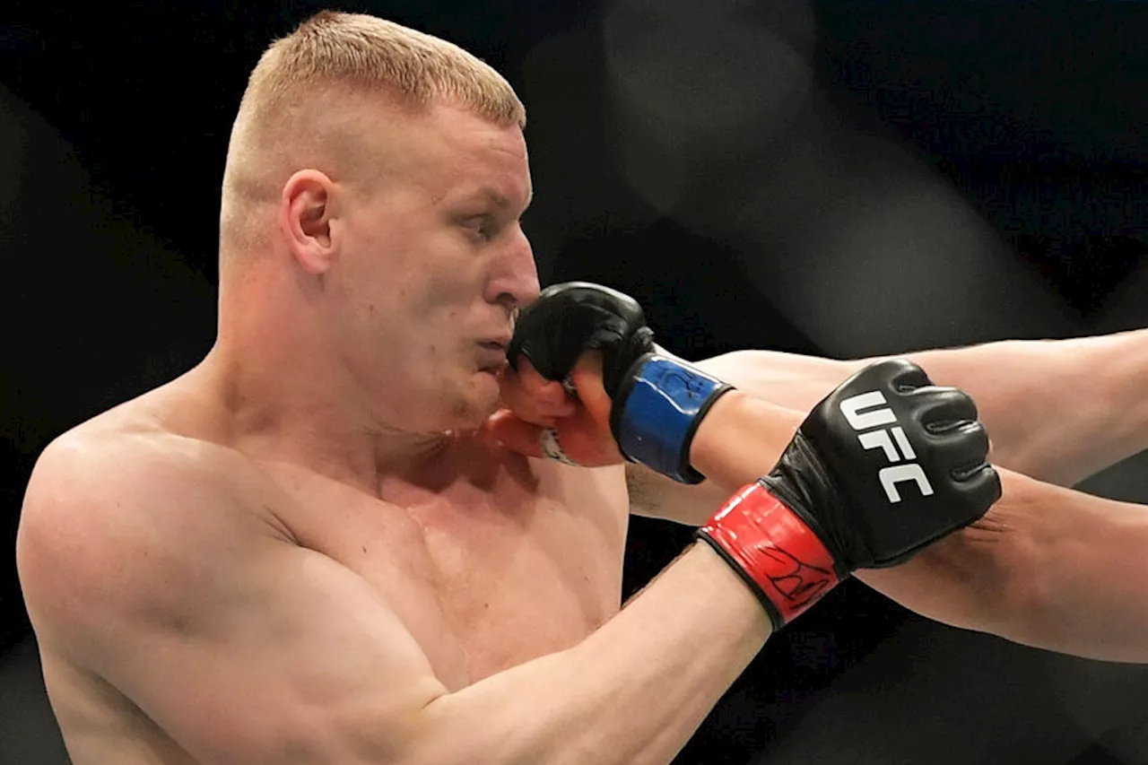 Павлович нокаутом проиграл бой за титул чемпиона UFC