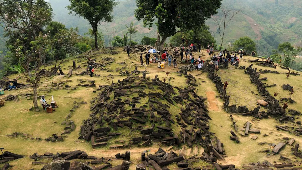 Penelitian Terbaru: Ahli Yakin Gunung Padang Jawa Barat adalah Piramida Tertua di Dunia