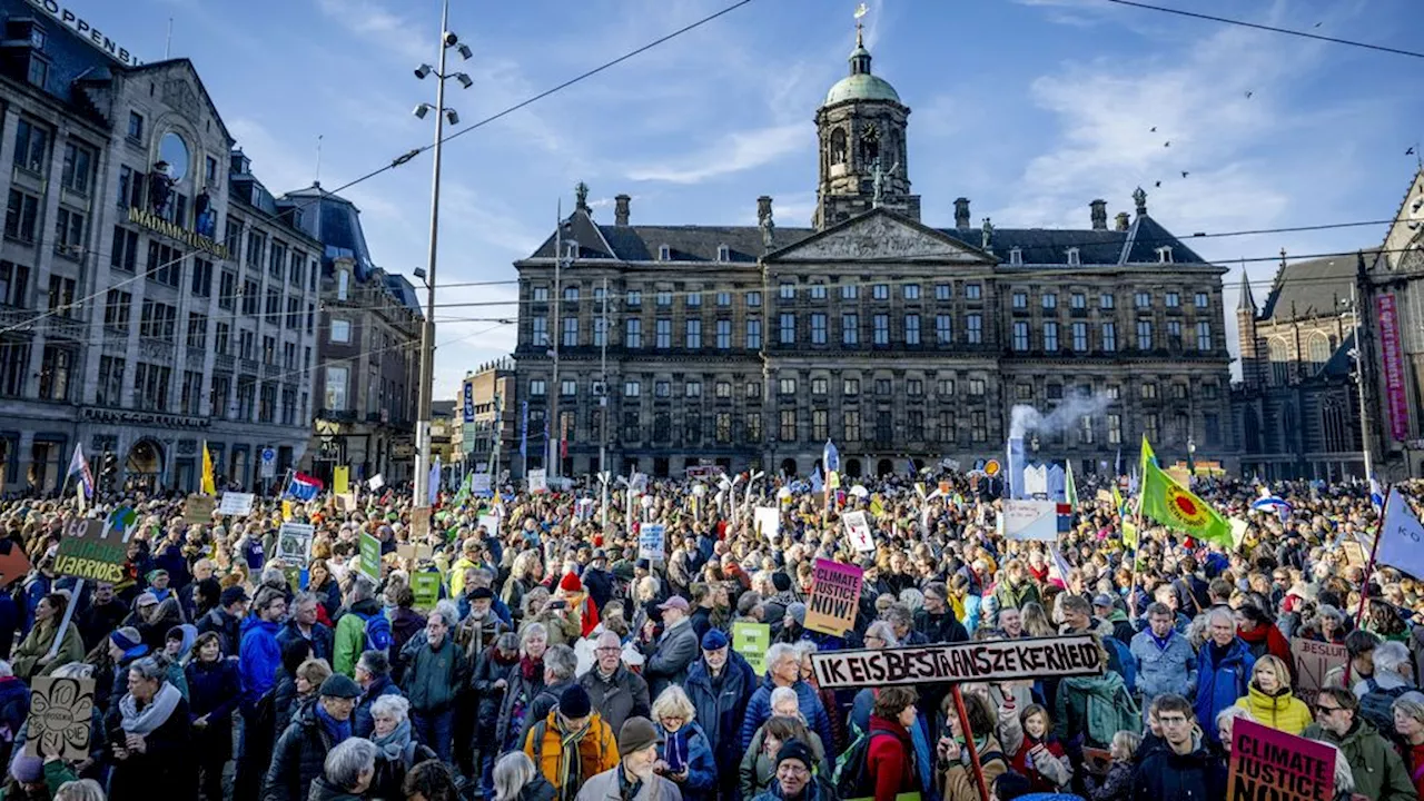 Klimaatdemonstratie in Amsterdam grootste ooit in Nederland