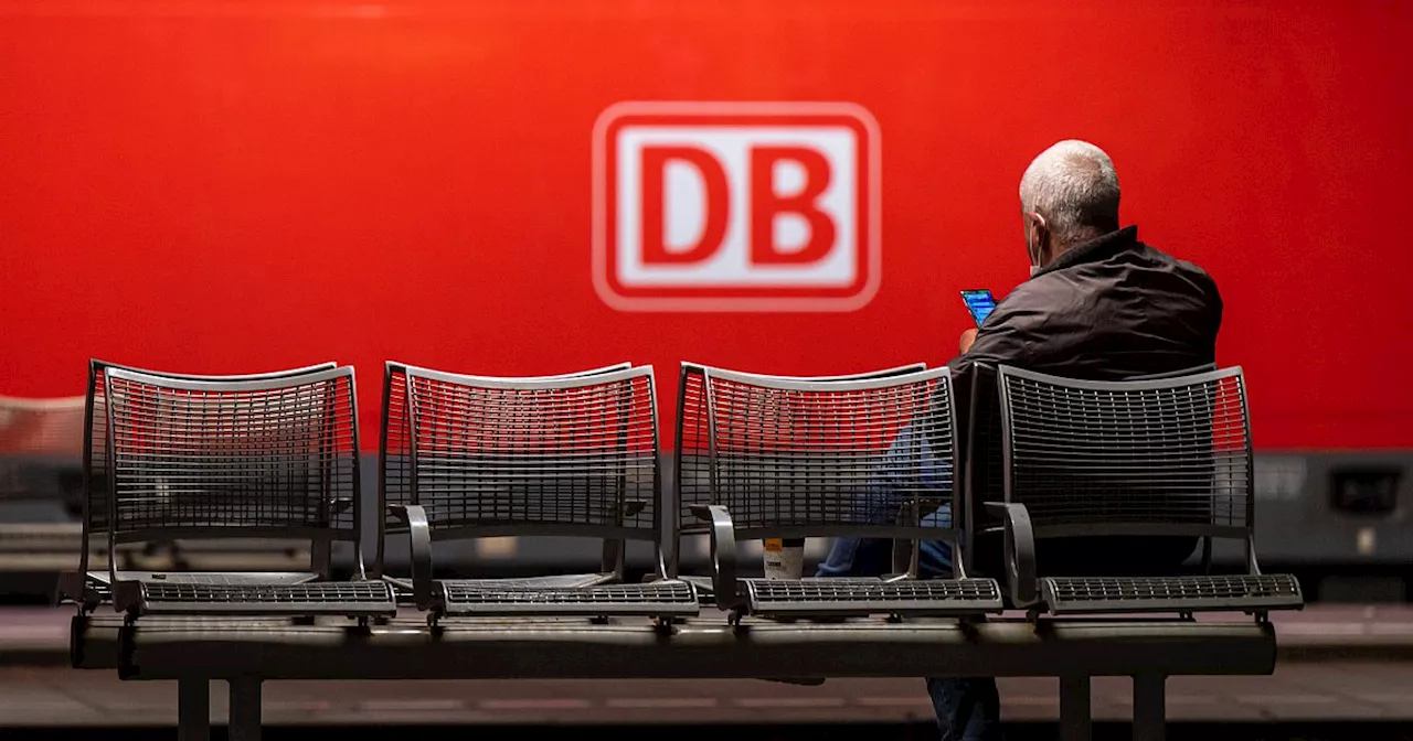 Bahn bereitet für Streiks Notfall-Fahrplan mit XXL-ICE-Zügen vor