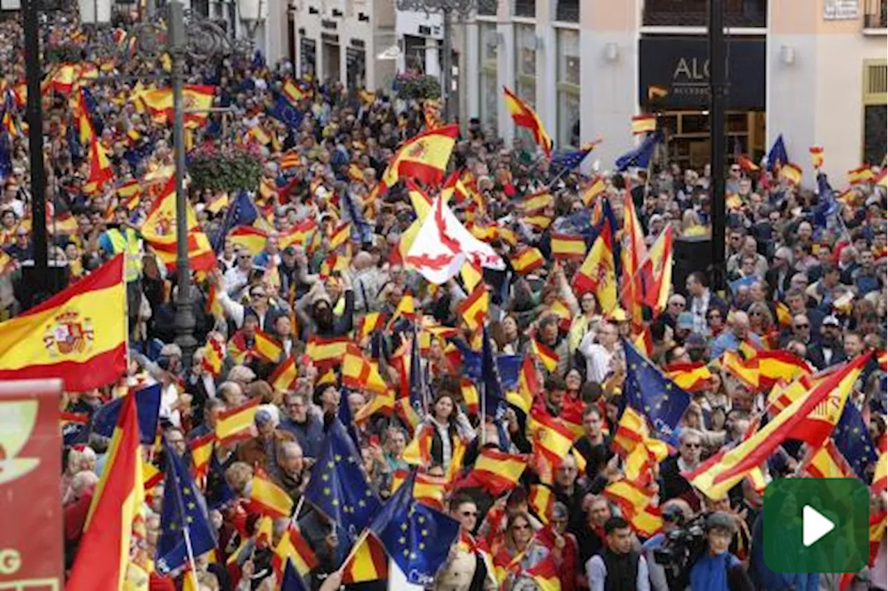 Spagna, il Pp porta in piazza 2 milioni di persone contro l'amnistia di Sanchez