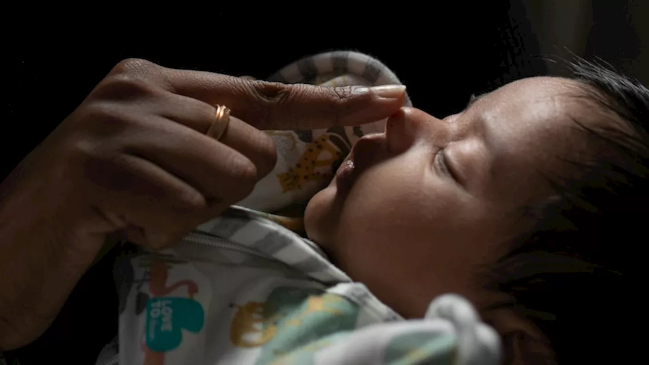 Ancient postpartum massage tradition helps new mothers in Australia