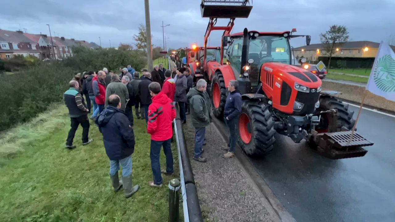 Inondations: des agriculteurs bloquent le trafic à Calais pour réclamer une meilleure évacuation des eaux