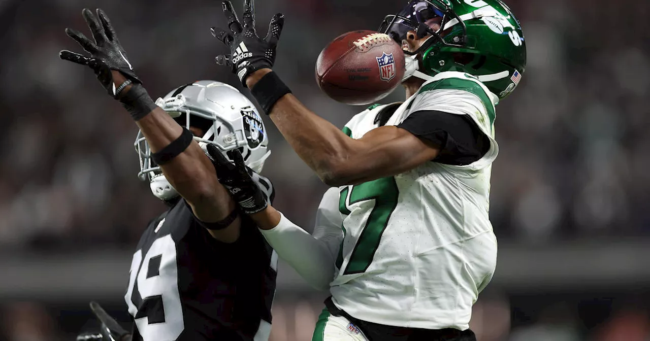 Jets again don't score a touchdown, make mistakes at key moments in loss to Raiders