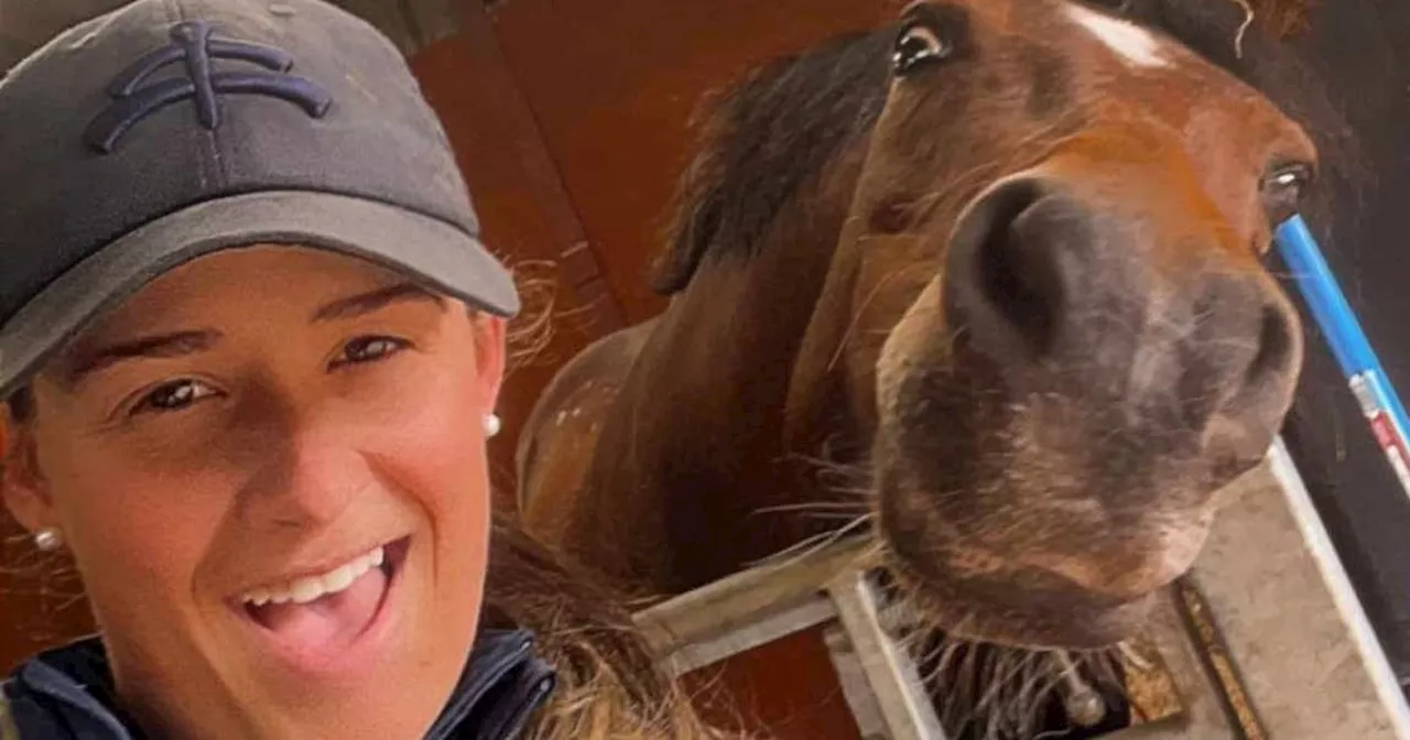 Scots horse becomes TikTok star after pulling hilarious expressions behind owner