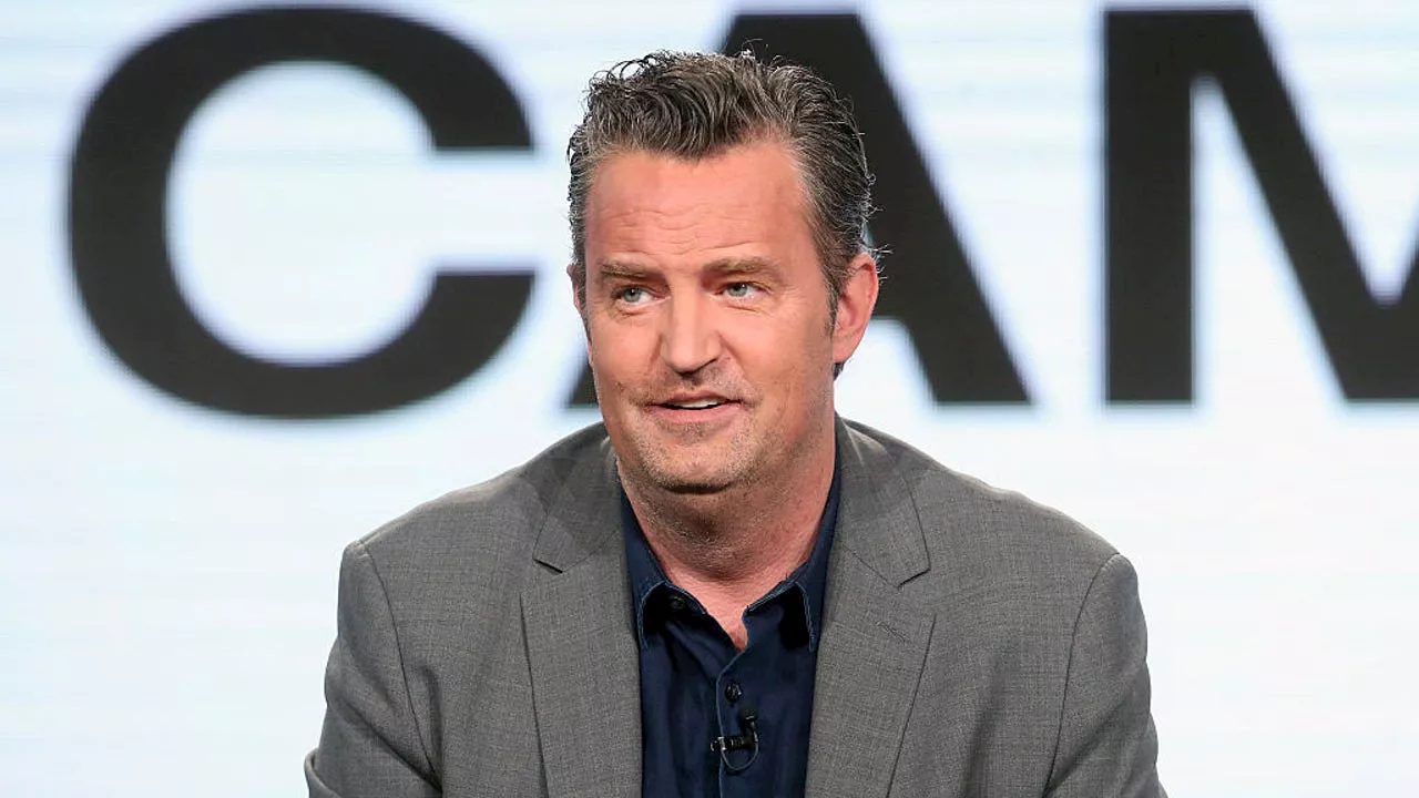 Matthew Perry, Star of 'Friends,' Dies at 54