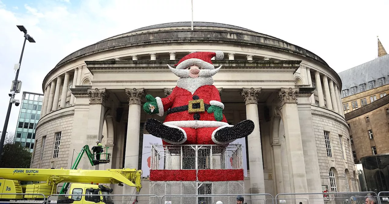 Santa Claus lands in Manchester as 20m Father Christmas wows shoppers