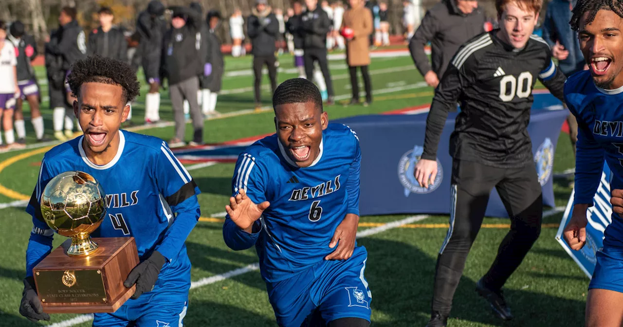 Lewiston soccer team wins state title weeks after mass shooting