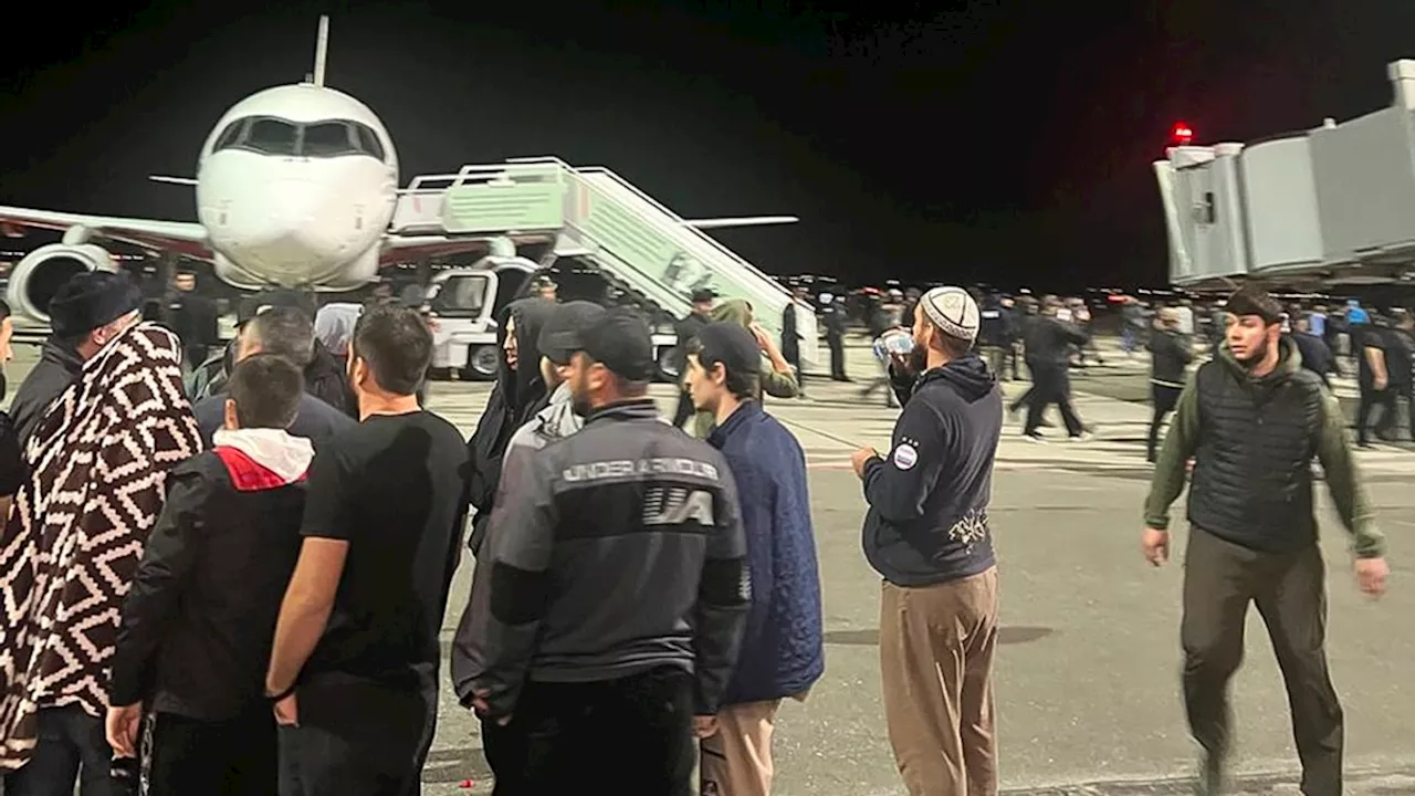 Antisemitic Riots Erupt at Airport in Makhachkala, Russia