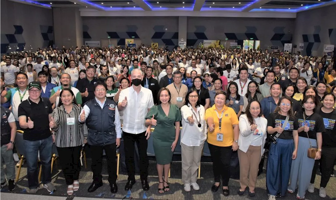 Province, Bacolod celebrate Overseas Filipino Migrant Fair