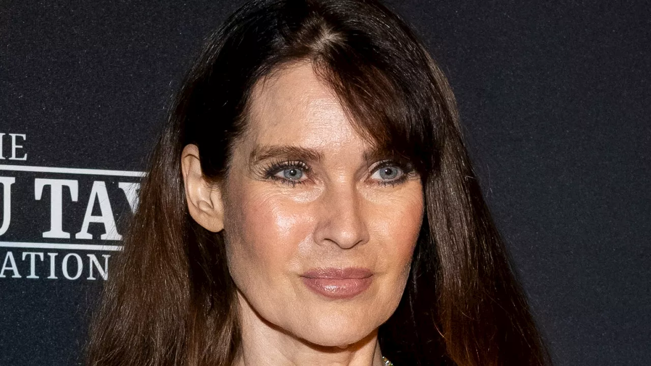 Carol Alt apre OnlyFans a 62 anni: «Ci sono anche foto di nudo, ma fatte con gusto»