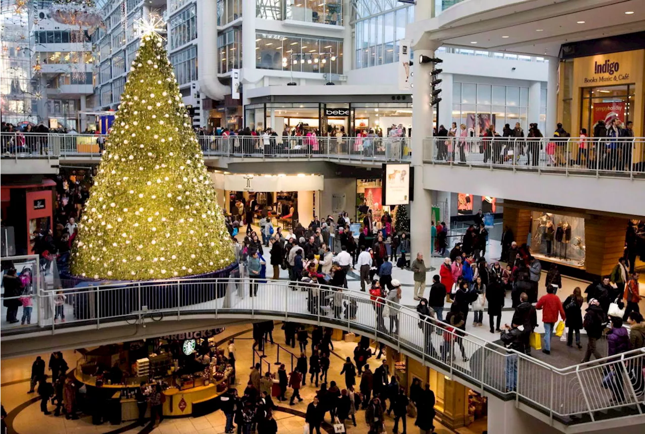 Canadians Plan to Save Money During the Holiday Season