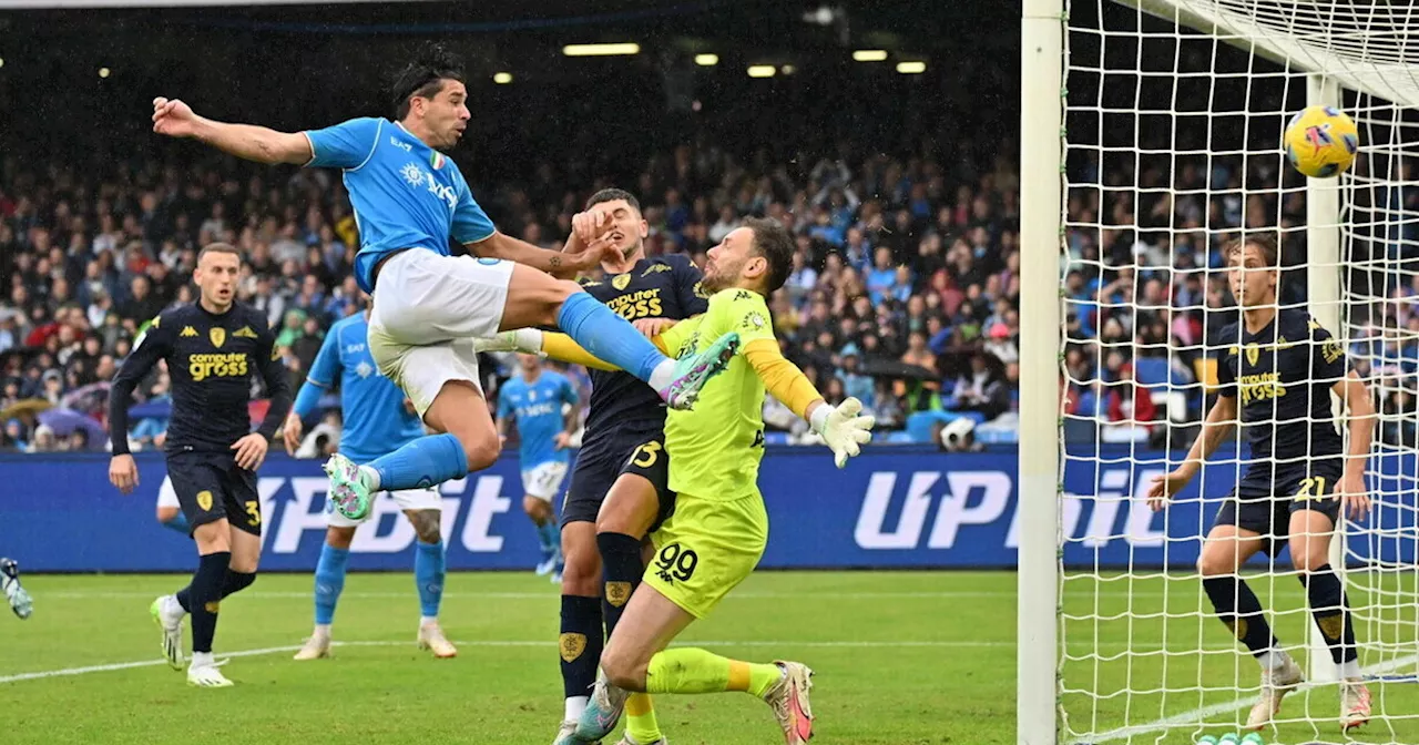 Il portiere dell'Empoli para tutto contro il Napoli