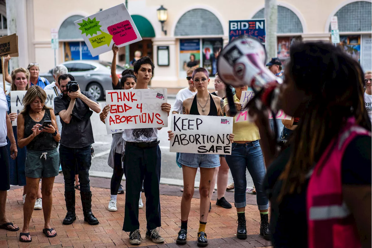 Abortion Rights Group Challenges Florida AG’s Efforts to Block Ballot Measure