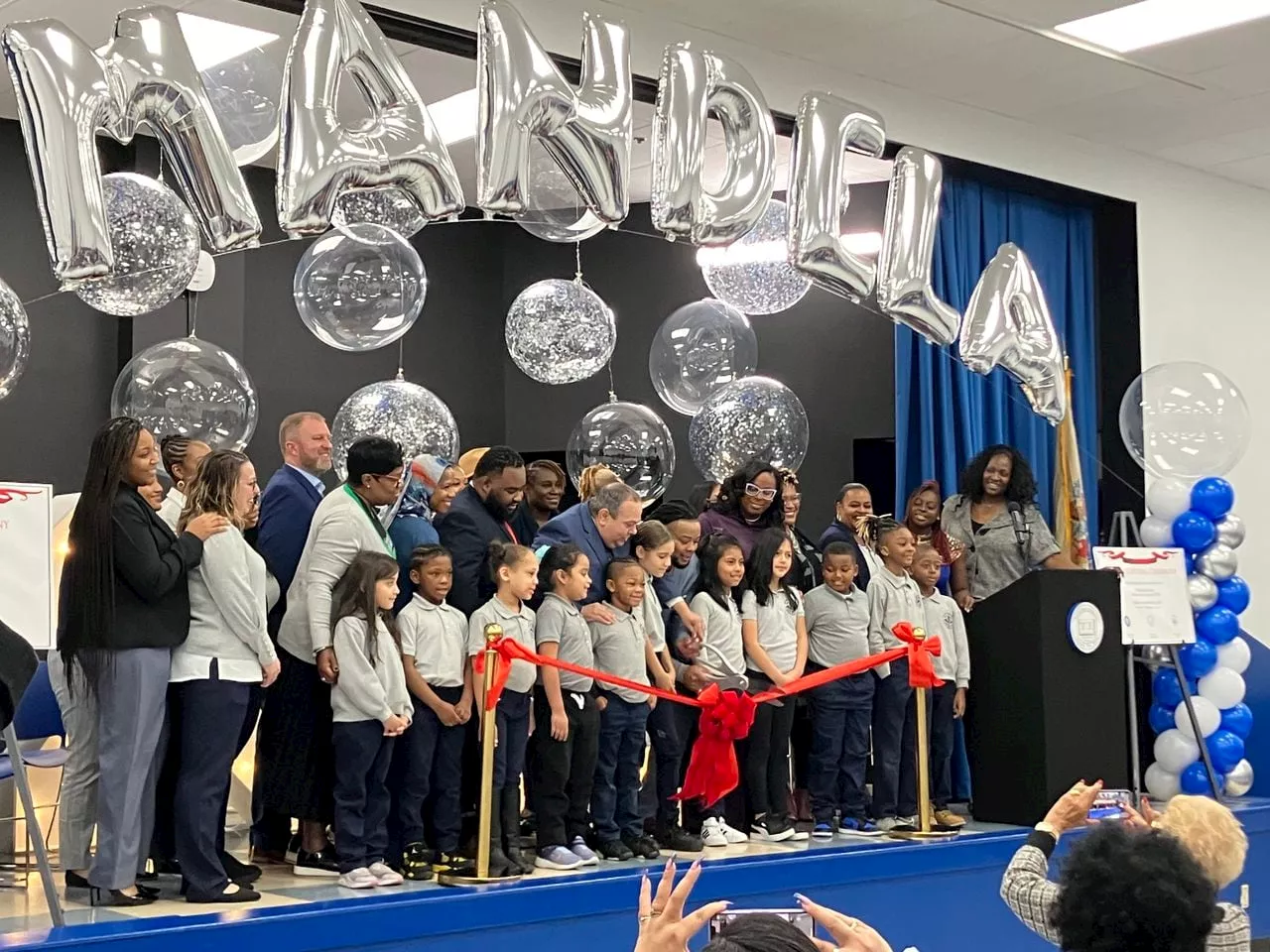 Newark Opens Nelson Mandela School in Former Charter School Building