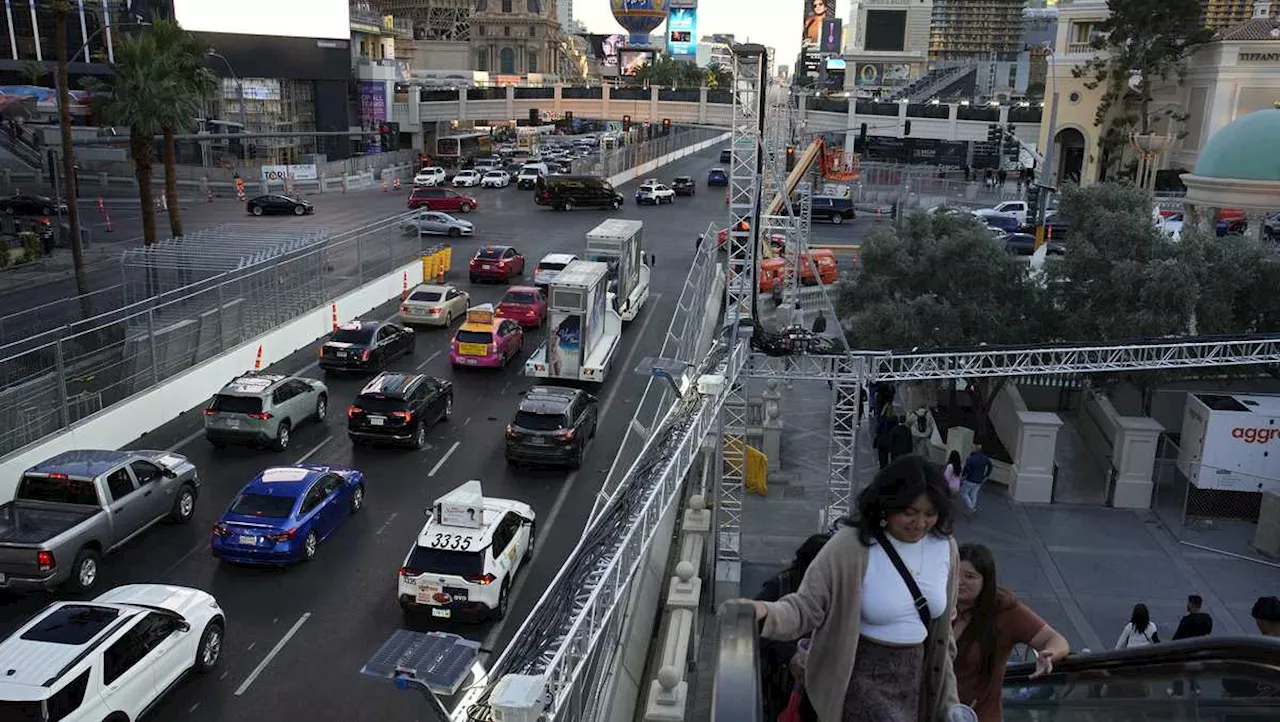 Formula One Racing Disrupts Las Vegas Strip