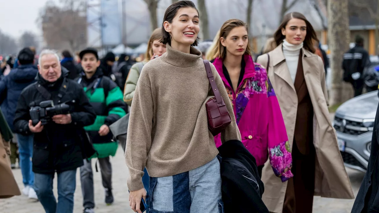 Maglione a collo alto: quali indossare secondo le tendenze invernali