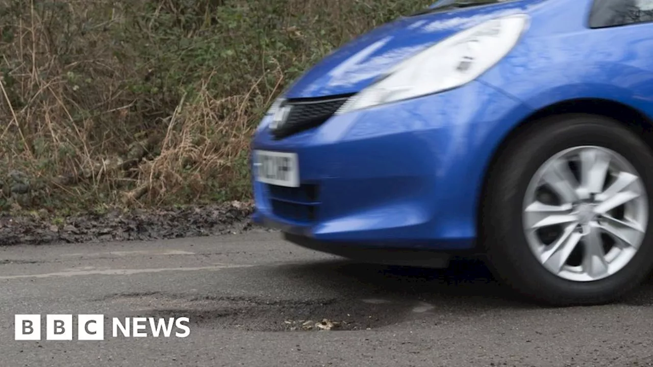 UK government announces £8.3bn funding to tackle potholes