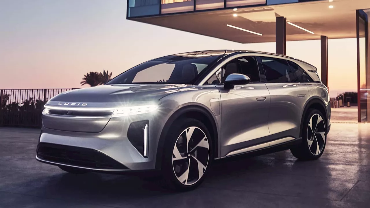 Lucid Air's SUV, the 2025 Lucid Gravity, makes its debut at the Los Angeles Auto Show