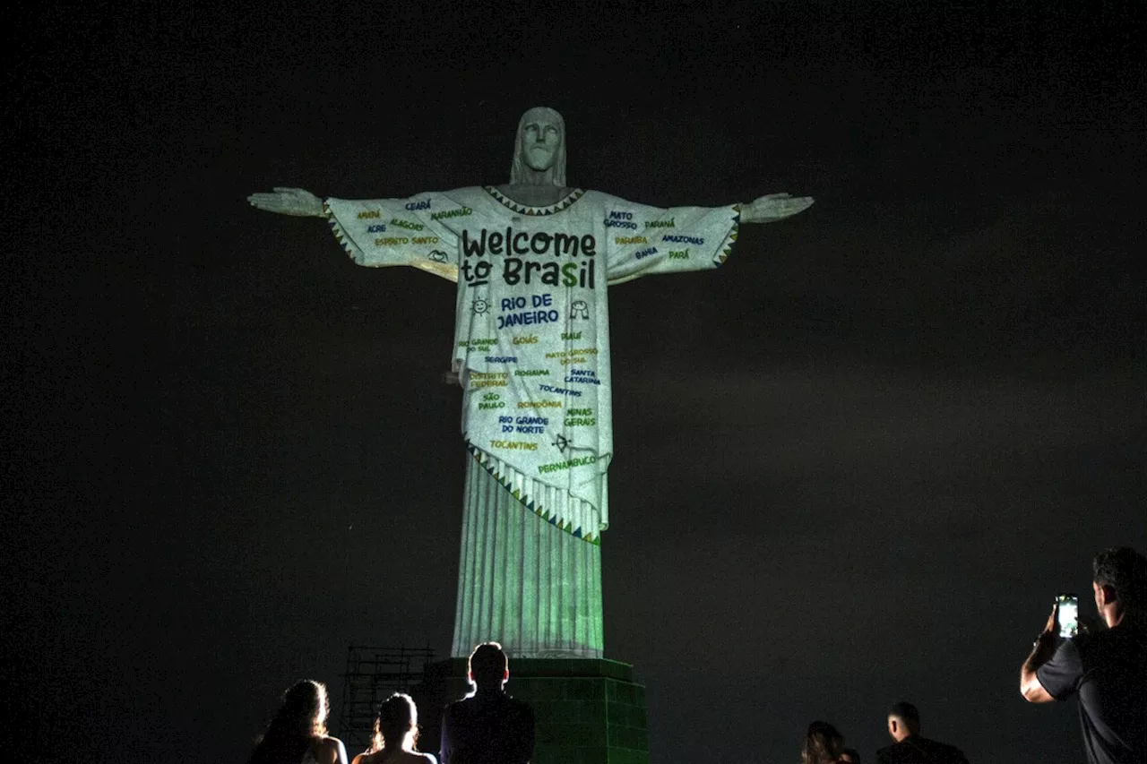 Taylor Swift ganha homenagem no Cristo Redentor: 'welcome to Brasil'