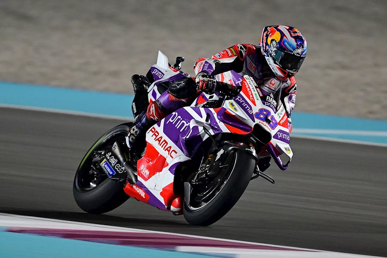 Martin wins in Losail to keep MotoGP title hopes alive