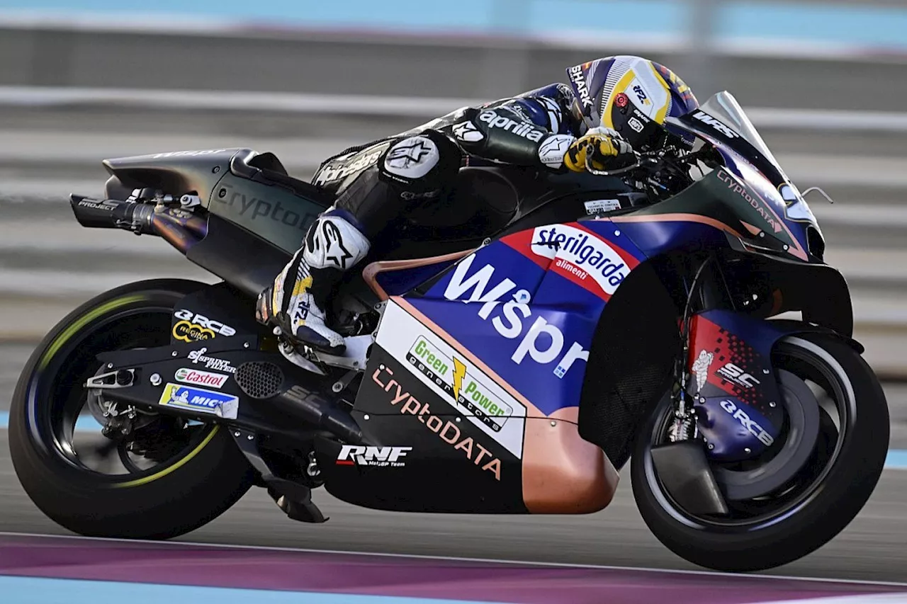 Fernandez edges ahead in tight Qatar night practice