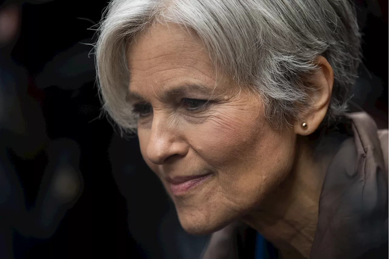 Jill Stein Running for President Again, Says Blame for Trump Win is a 'Badge of Honor'