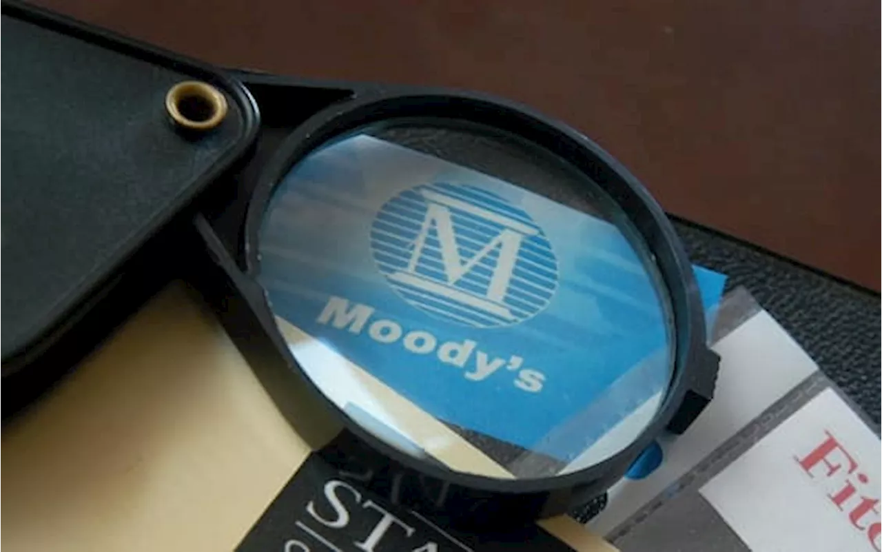 Moody's conferma il rating dell'Italia 'Baa3' e alza l'outlook a 'stabile'