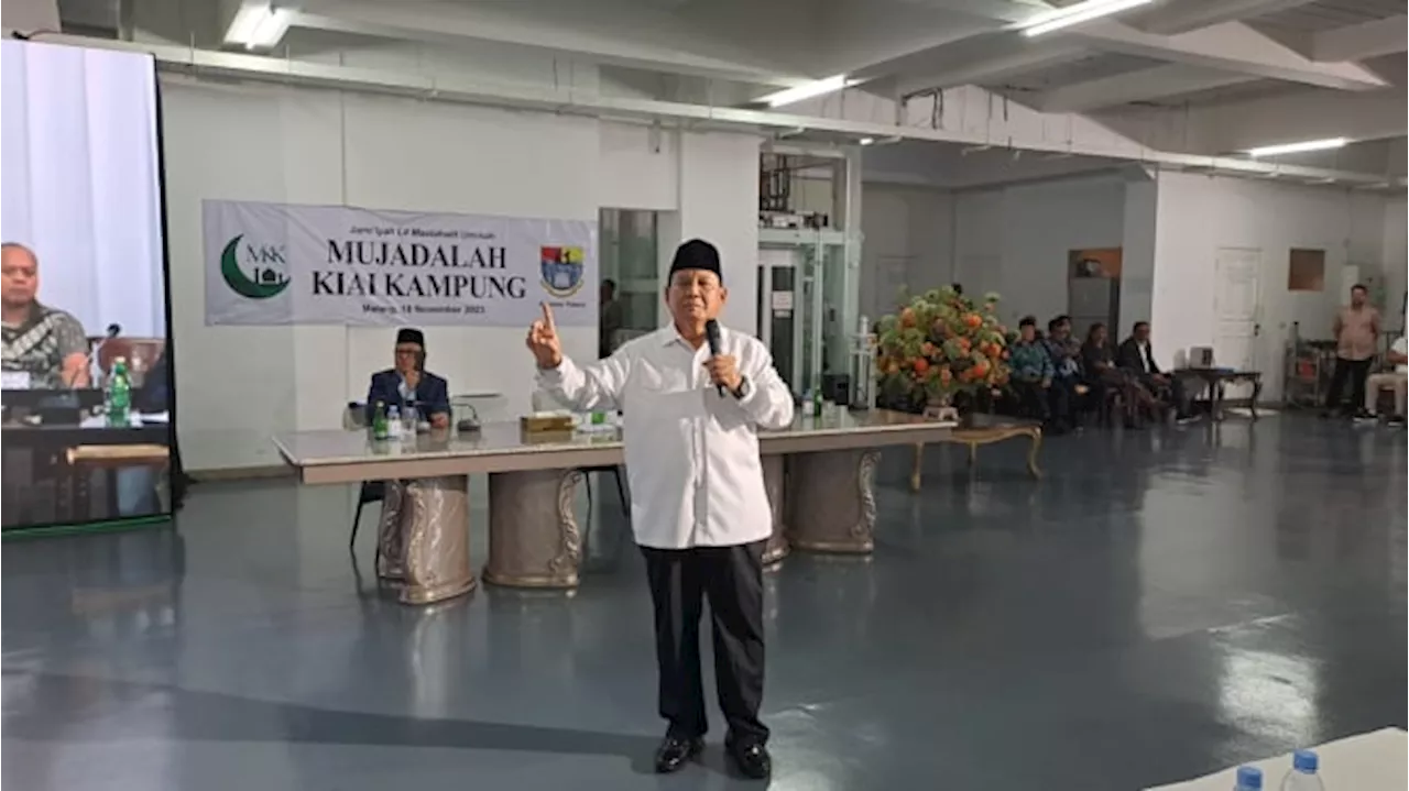 Di Depan Kiai Kampung Se-Indonesia di Malang, Prabowo Puji Jokowi