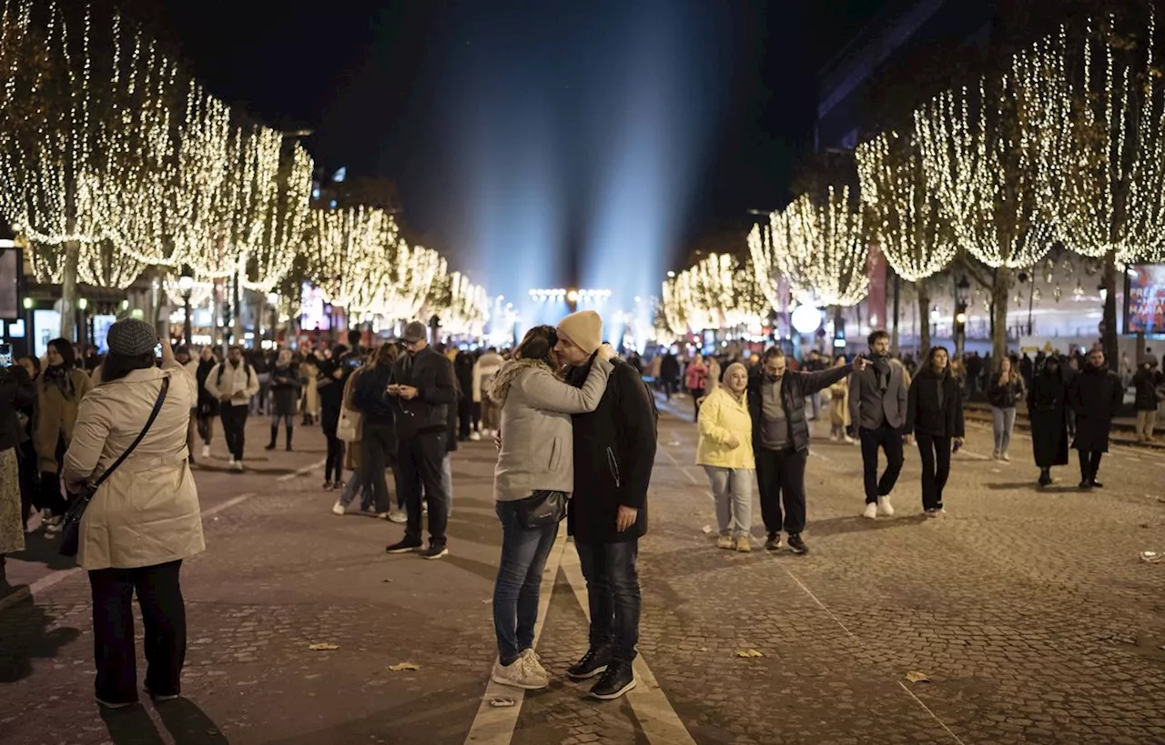 Illumination des Champs-Élysées : un événement incontournable pour les fêtes de Noël