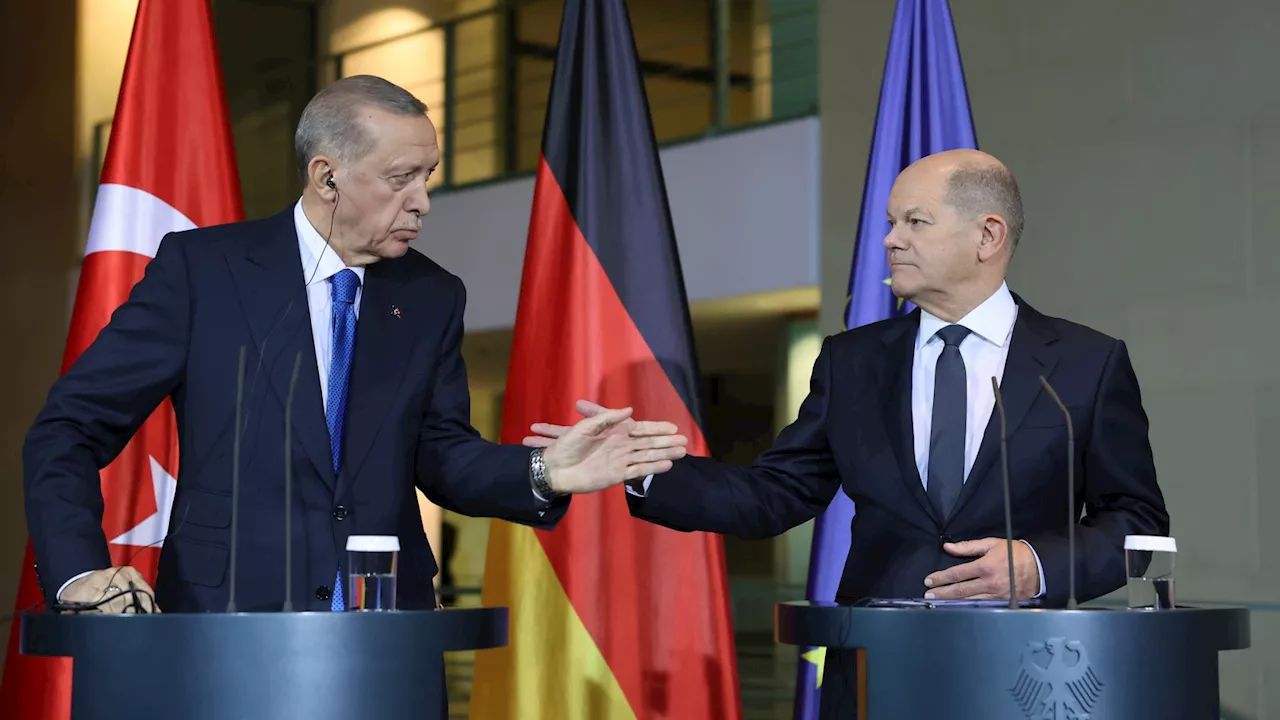 Erdoğan a Berlino per un incontro con Olaf Scholz