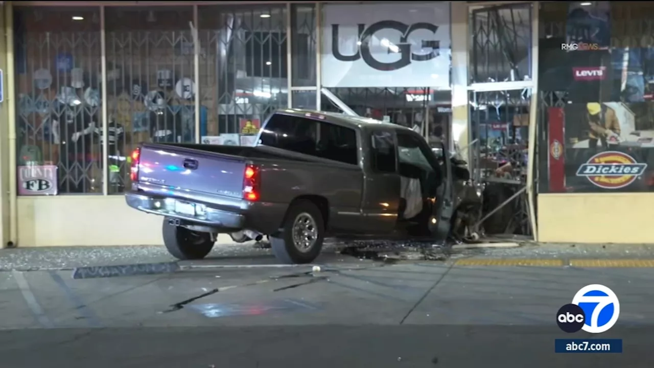 Burglary suspects ram stolen truck into Arleta store before fleeing in separate stolen car