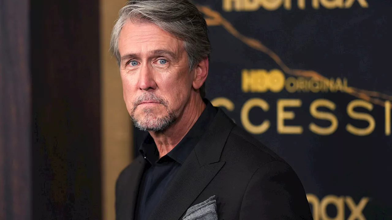 'Succession' star Alan Ruck involved in Hollywood pizzeria crash