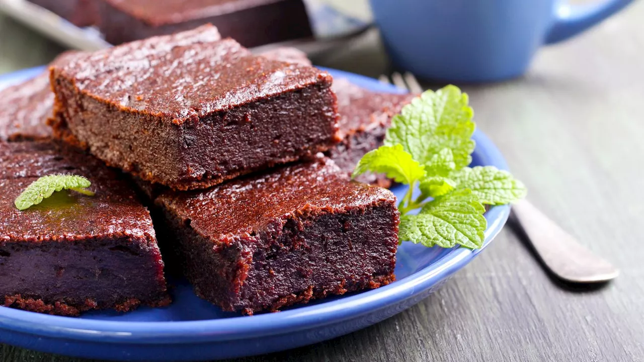 Veganes Blitz-Rezept: So einfach gelingen diese Schoko-Brownies mit nur 3 Zutaten