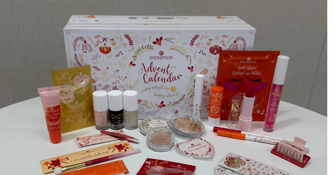 Essence Adventskalender günstig mit 24 Beauty-Überraschungen