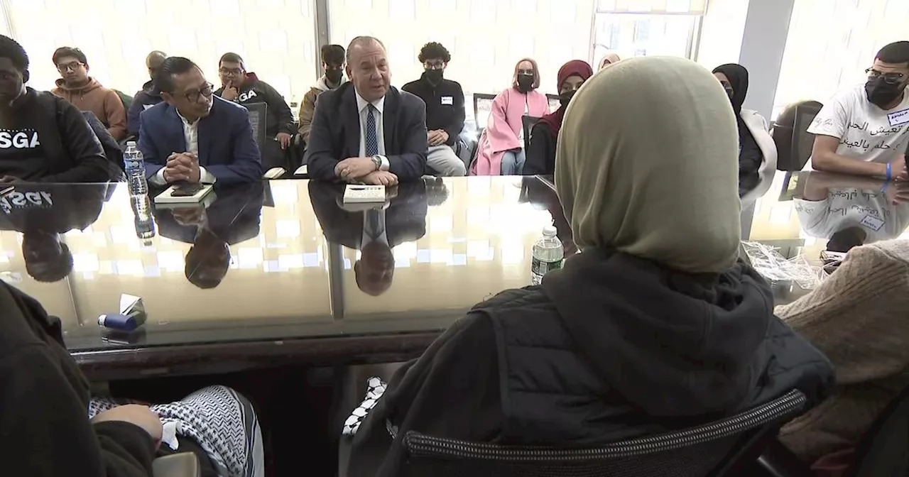 Muslim & Jewish faith leaders come together to discuss peace, unity with New York college students