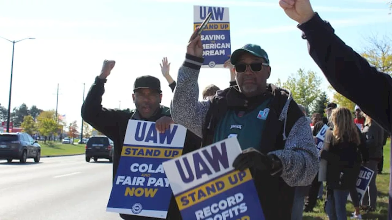 UAW-Stellantis deal includes $18.9 billion in investments, new truck for idled plant