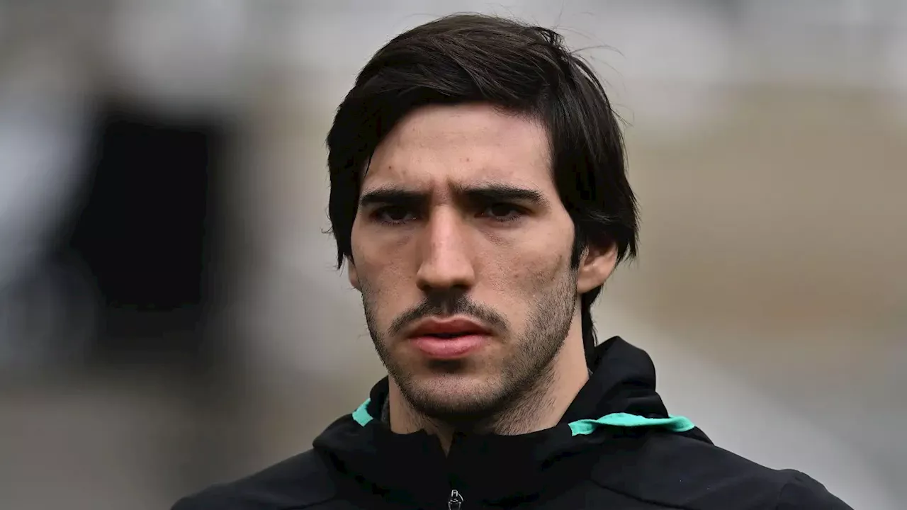 Newcastle to ‘launch internal probe’ into Tonali transfer; £5.6m loss sees club chiefs demand ‘answers’