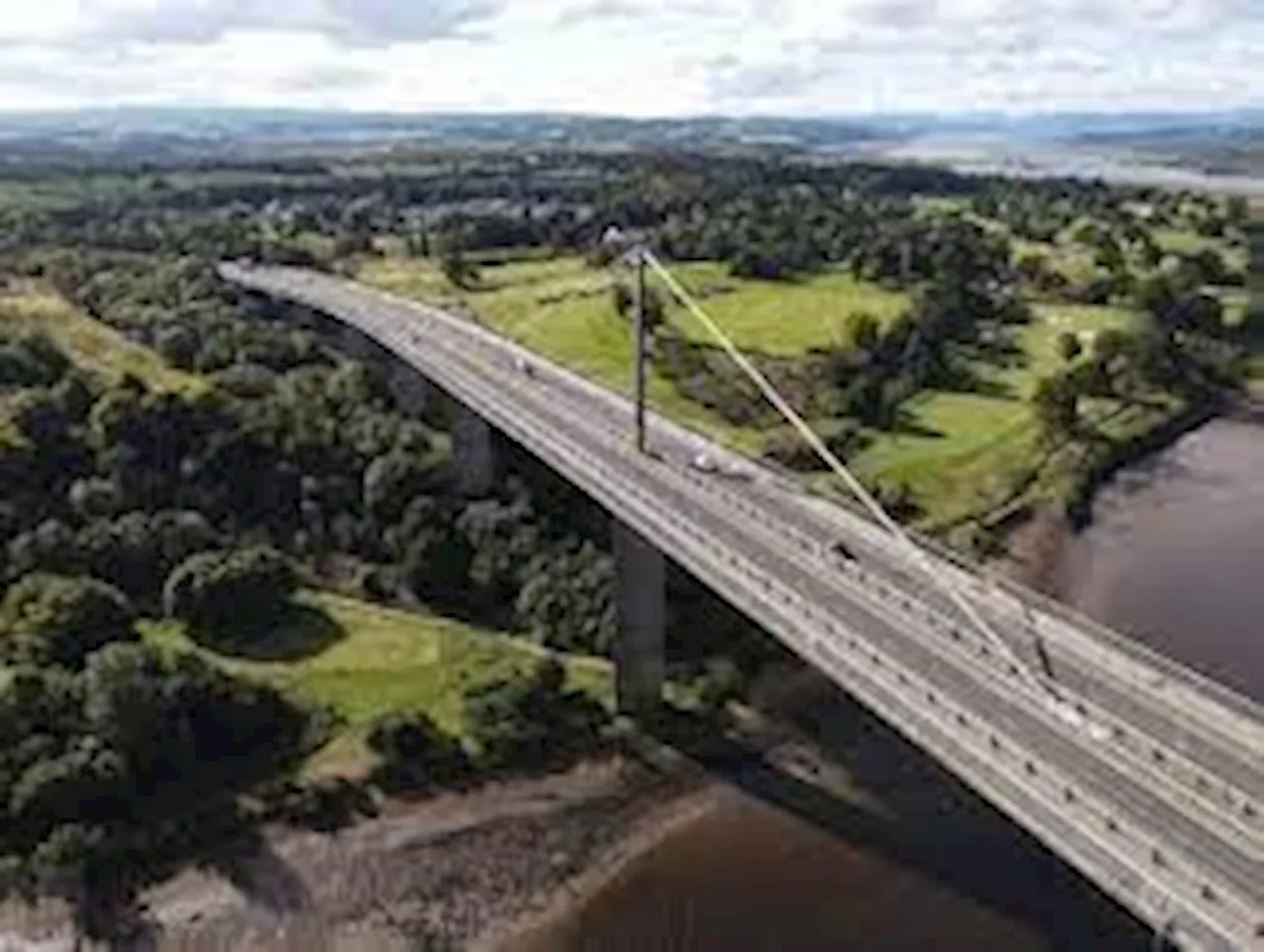 Motorists warned to expect disruption on Erskine Bridge