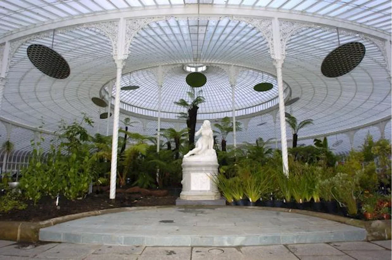 Thousands sign petition over Glasgow Botanic Gardens charge