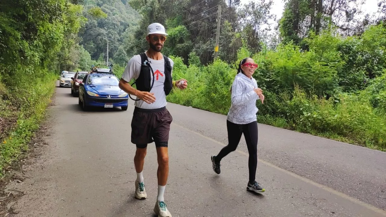 Ultramaratonista corre 4 mil 500 km por la Mariposa Monarca