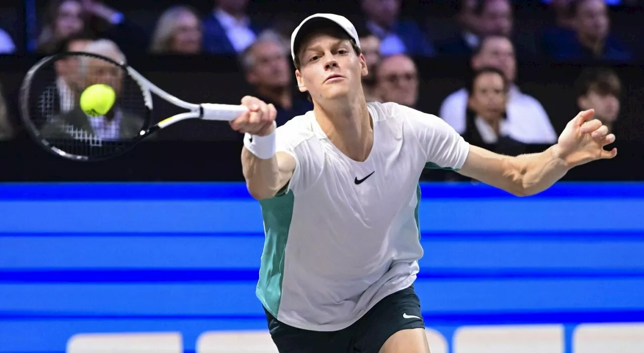 Sinner si ritira da Parigi-Bercy, ecco perché non giocherà gli ottavi di finale contro De Minaur: lo stop dopo