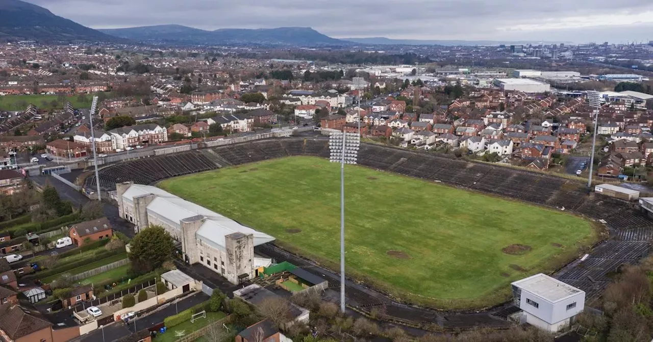 Rovers goalkeeper Alan Mannus weighs on on Casement Park and all-island debates