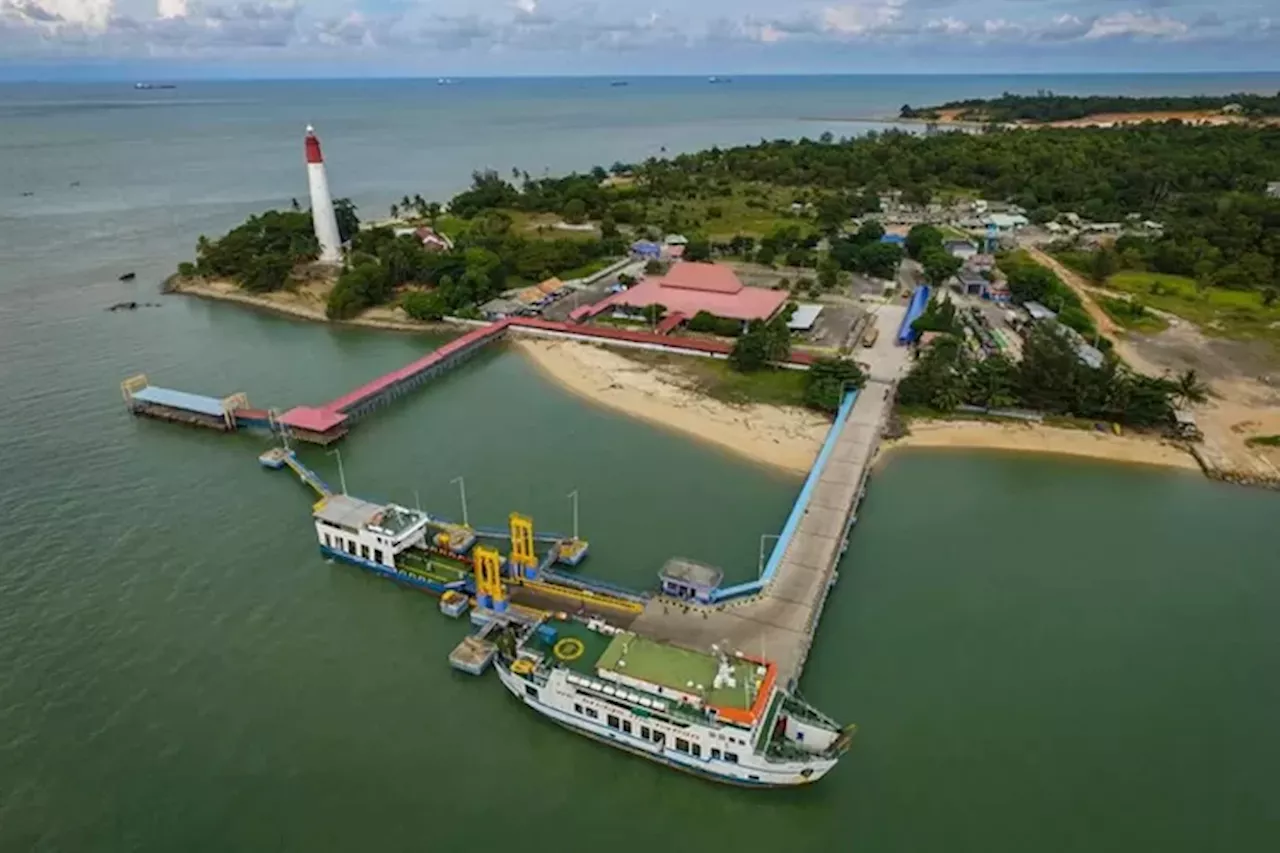 Besok, ASDP Terapkan Pembelian Tiket Ferry Online di Pelabuhan Tanjung Kelian