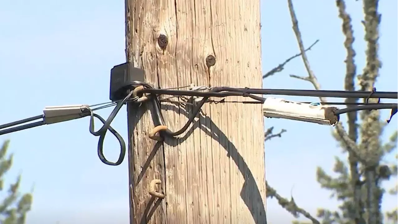 Thousands of western Washington residents without power from high winds