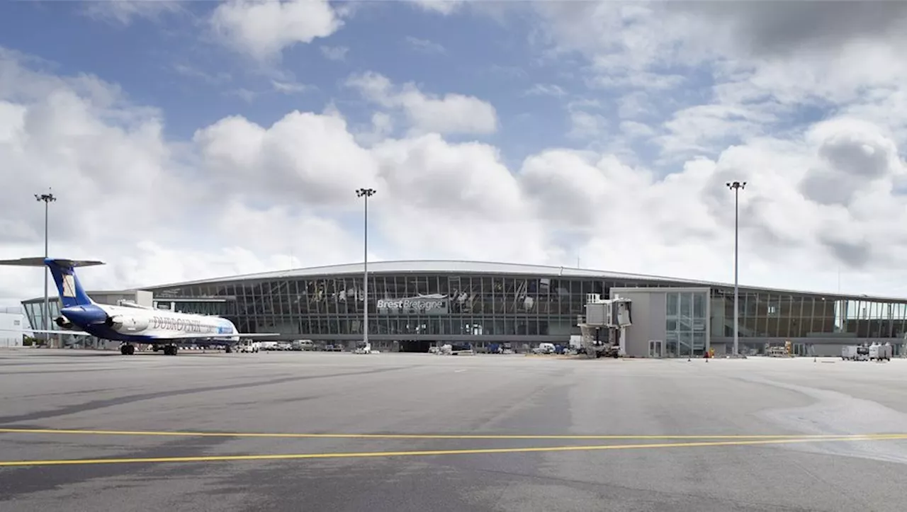 Tempête Ciaran : quels risques pour les avions parqués dans les aéroports ?