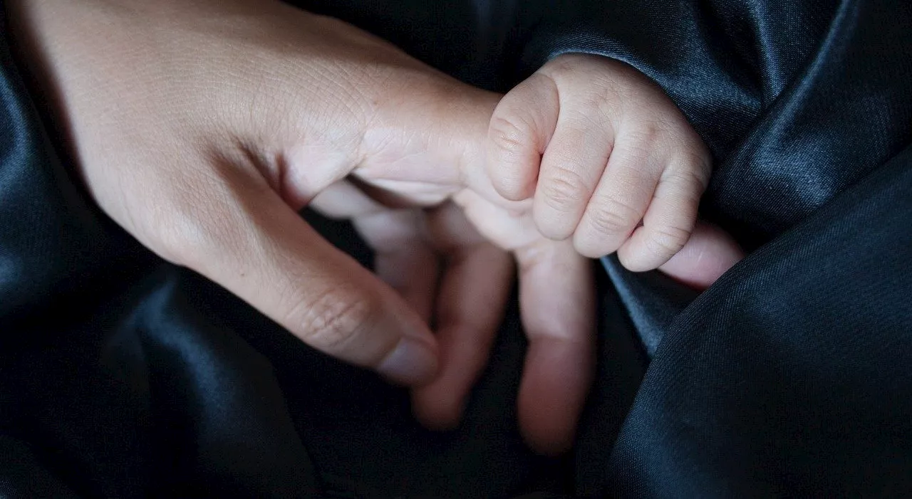 Mamma di otto figli maschi, a 31 anni aspetta due gemelli: «Adesso aiutatemi»