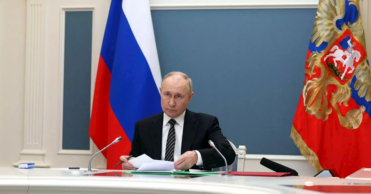 Russie : Vladimir Poutine acte la sortie du traité interdisant les essais nucléaires