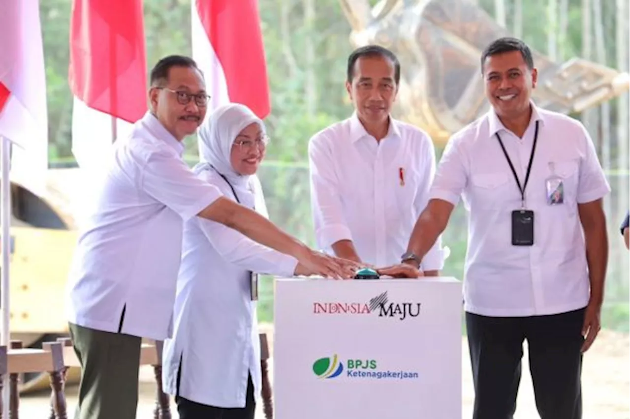 Menaker Dampingi Presiden Lakukan Groundbreaking Kantor BPJS Ketenagakerjaan di IKN