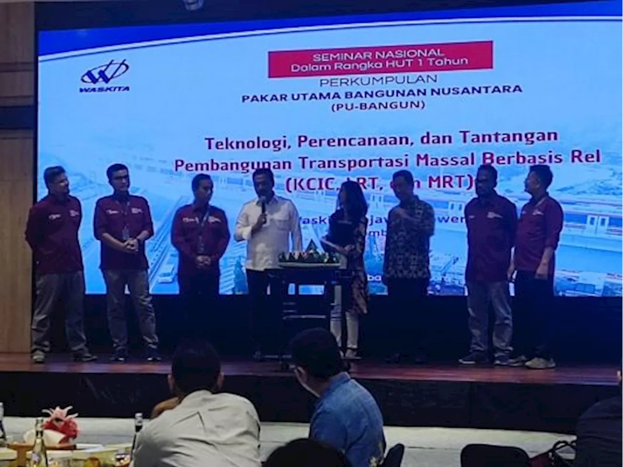 Profesional Bidang Konstruksi Bahas Transportasi Massal Berbasis Rel